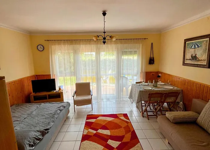 Margareta Apartment *